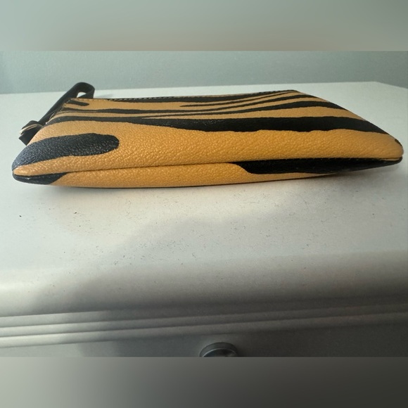 Coach Tiger Stripe Leather Wristlet – Animal Print Zip Pouch - Picture 2 of 7